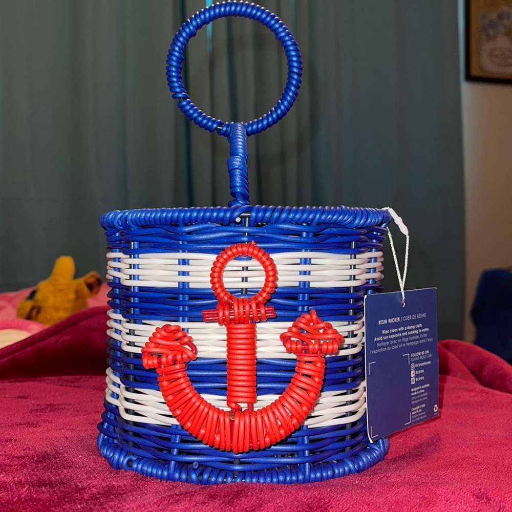 CIROA Serving Caddy.